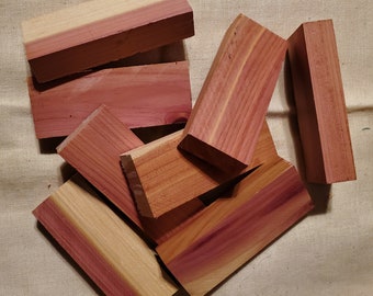 Cedar Aromatic Drawer Closet Fresheners in a Linen Bag ( 4  pieces per bag )