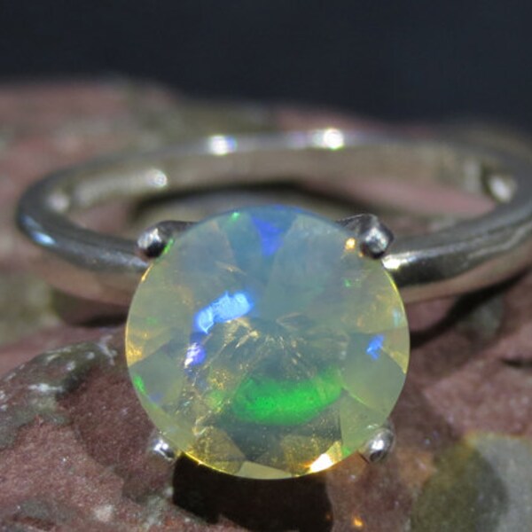 Natural Ethiopian Opal Ring Sterling Silver Size 4.5 -  Round Blue Fire Soliaire Gemstone Jewelry ID501