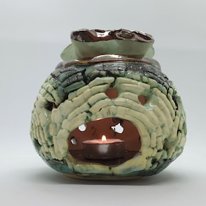 Handmade Essential Oil Burner - Aromatherapy Gift - Pottery Decorative Oil Warmer - Functional Pottery - Kurinuki Technique - Unique Ceramic