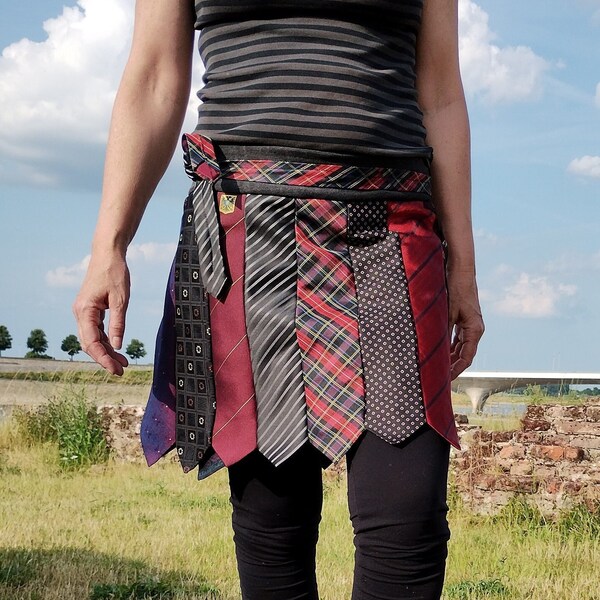necktie skirt pattern
