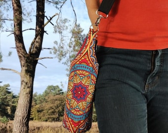 Bottle holder, carry your drinks in a drinkbottle sling bag, canteen water carrier, mandala fabric