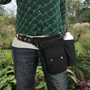 Beltbag with an extra waterbottle pocket,  handmade in a one woman shop, hip bag for all sizes, made of black organic cotton,