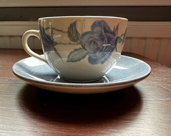 6 vintage claytan servies theekopjes en schotels blauw roze