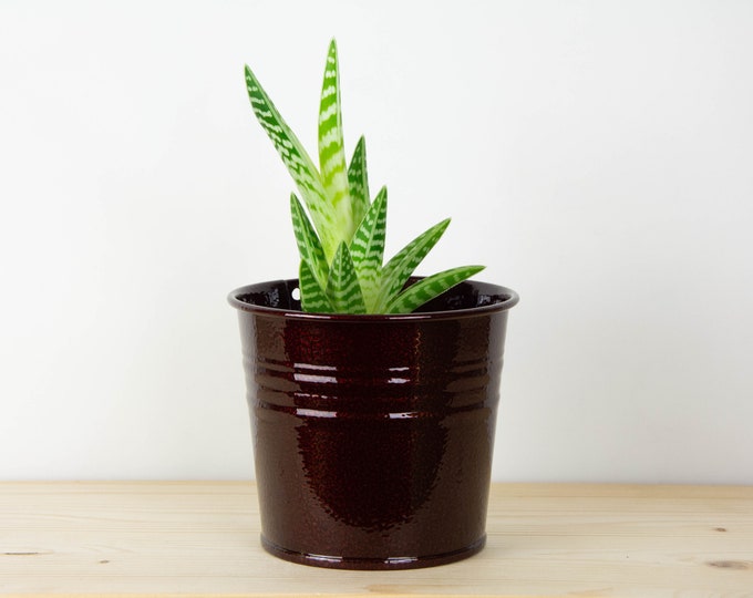 Metal Plant Pot - Antique Red Color - Metal Planter - Succulent Planter - Home Decor - Plant Holder - Metal Bucket