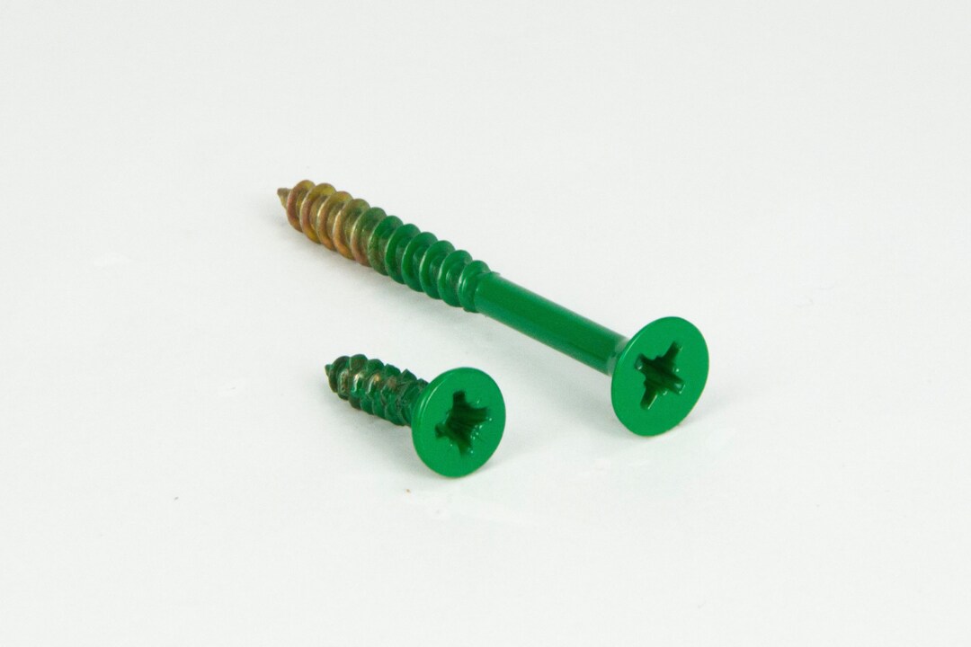 Green Rusted Screw Mounting Screws, Wood Screws, Flat Head Screws, Fasteners, Dark Green ...