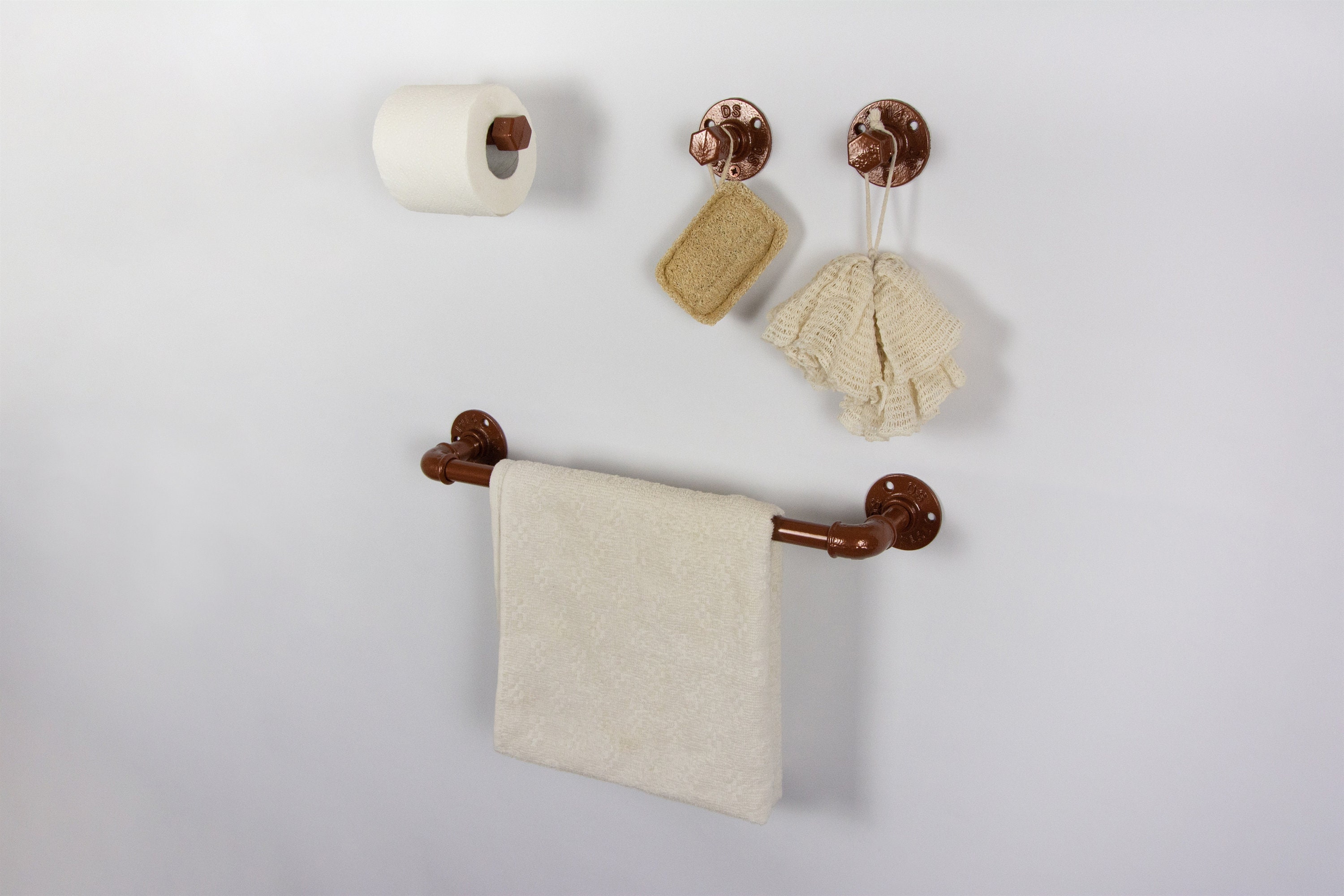 Rustic Modern DIY Paper Towel Holder