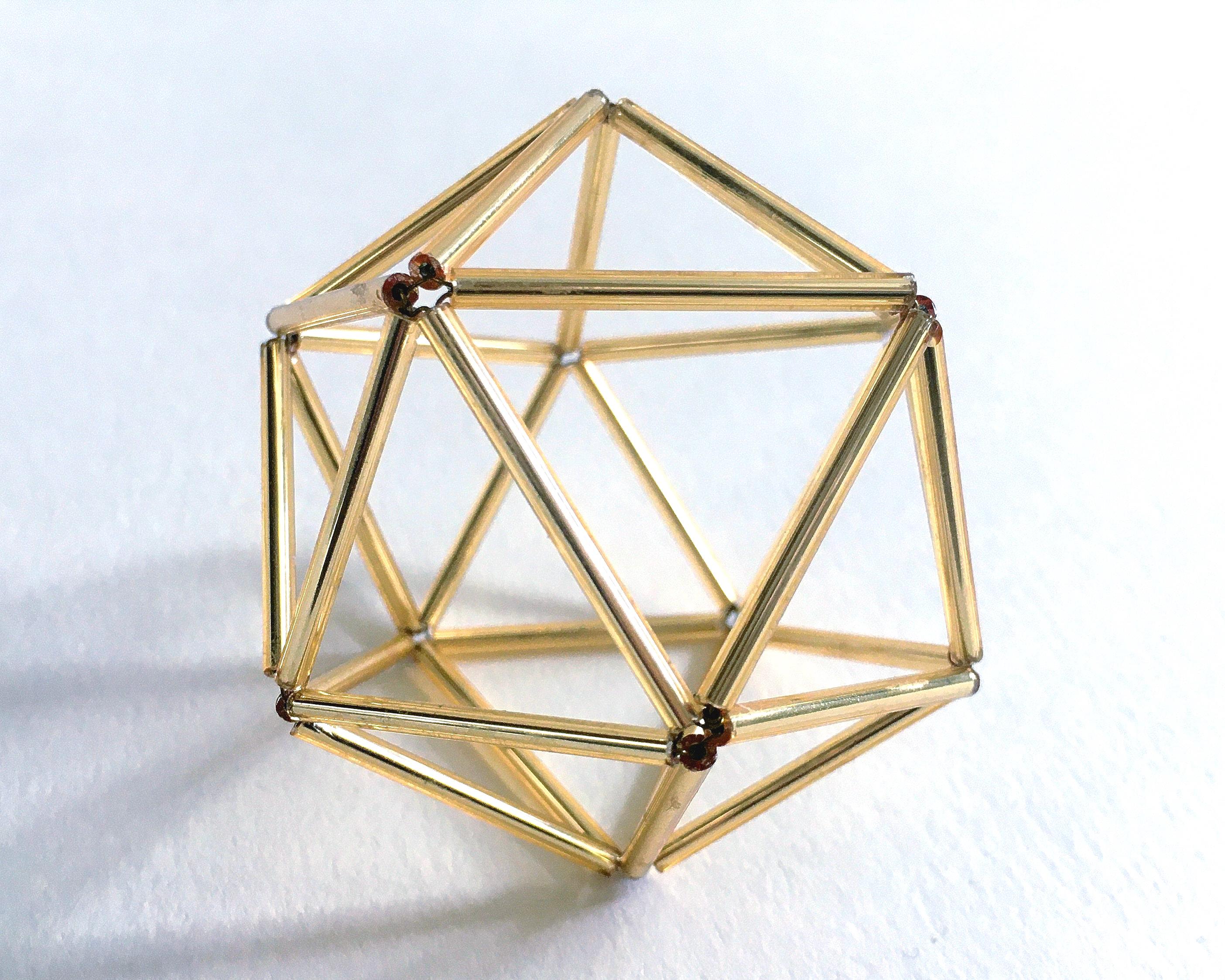 正二十面体神聖幾何学装飾 – プラトン立体彫刻 - Etsy 日本