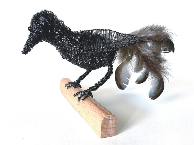 Wire Starling Sculpture, Handmade British Wildlife Decor image 3