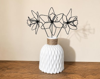 Wire Daffodils, Handmade Black Metal Flower Sculpture