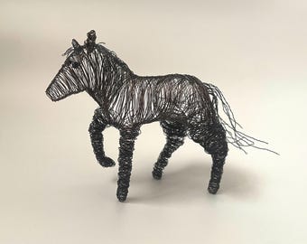 クライズデール馬、馬の彫刻、ワイヤー馬、ワイヤーアート、馬好きへの