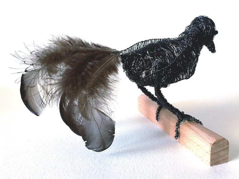 Wire Starling Sculpture, Handmade British Wildlife Decor image 6