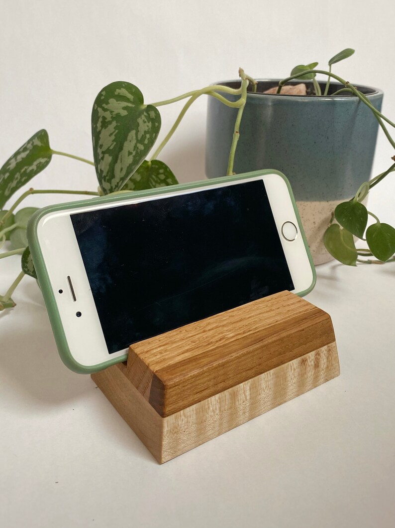 Handmade Wooden Phone /& Tablet Stand in a variety of styles