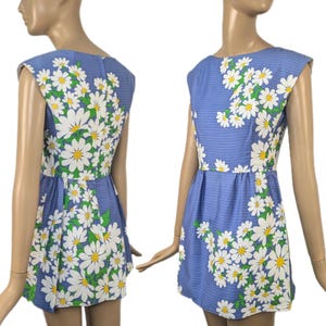 Malia Honolulu Vintage 1960s mod floral mini dress | colorful sleeveless A-line Hawaiian dress