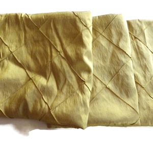 Vintage Commercial Tablecloth/ 90&quot; X 90&quot;/  Satin Like Fabric in Kiwi