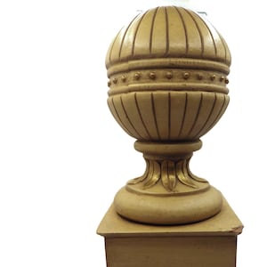Große verzierte Finial / Schwer / Post / Buchstütze / Antiqued / Metallic Gold Trim