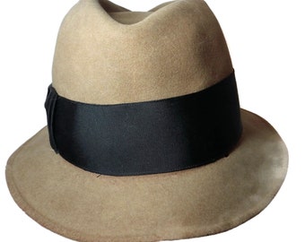 1960s Vintage Fedora Hat SAKS Fifth Avenue 21.5&quot;