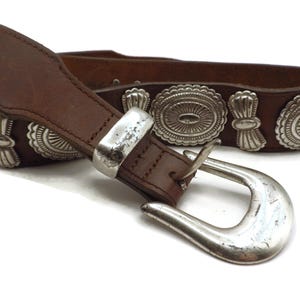 Ceinture en cuir de style occidental/ Conchos argentés/Billy Belt Calif/ Taille 36