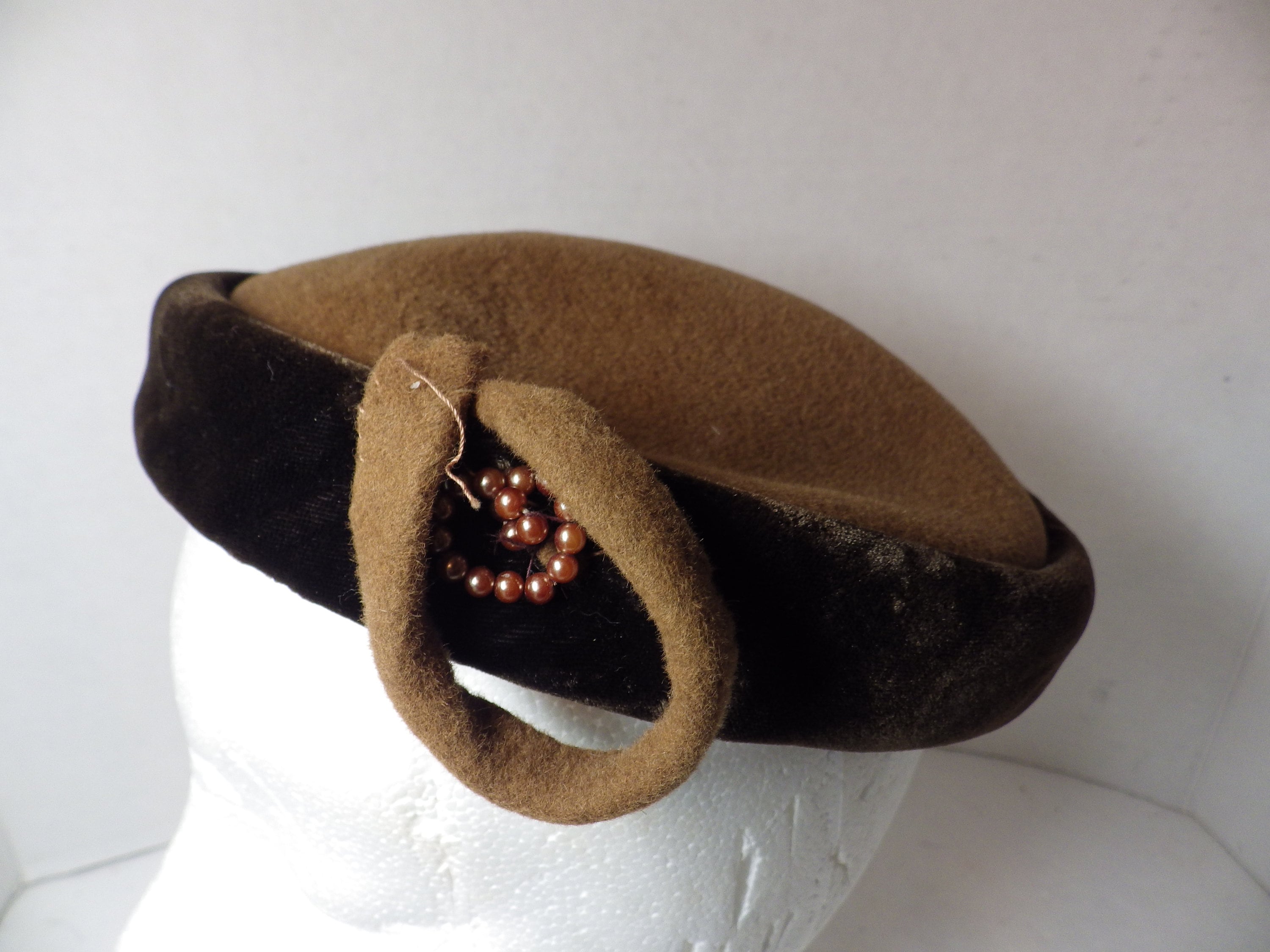 1950s Vintage Juliette Hat: Beige Felt & Brown Velvet, Bette 