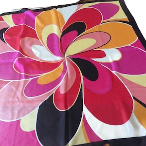 Pañuelo grande de seda Oscar de la Renta/17" x 17"/Rosa/Amarillo/Fucsia/Negro/Blanco