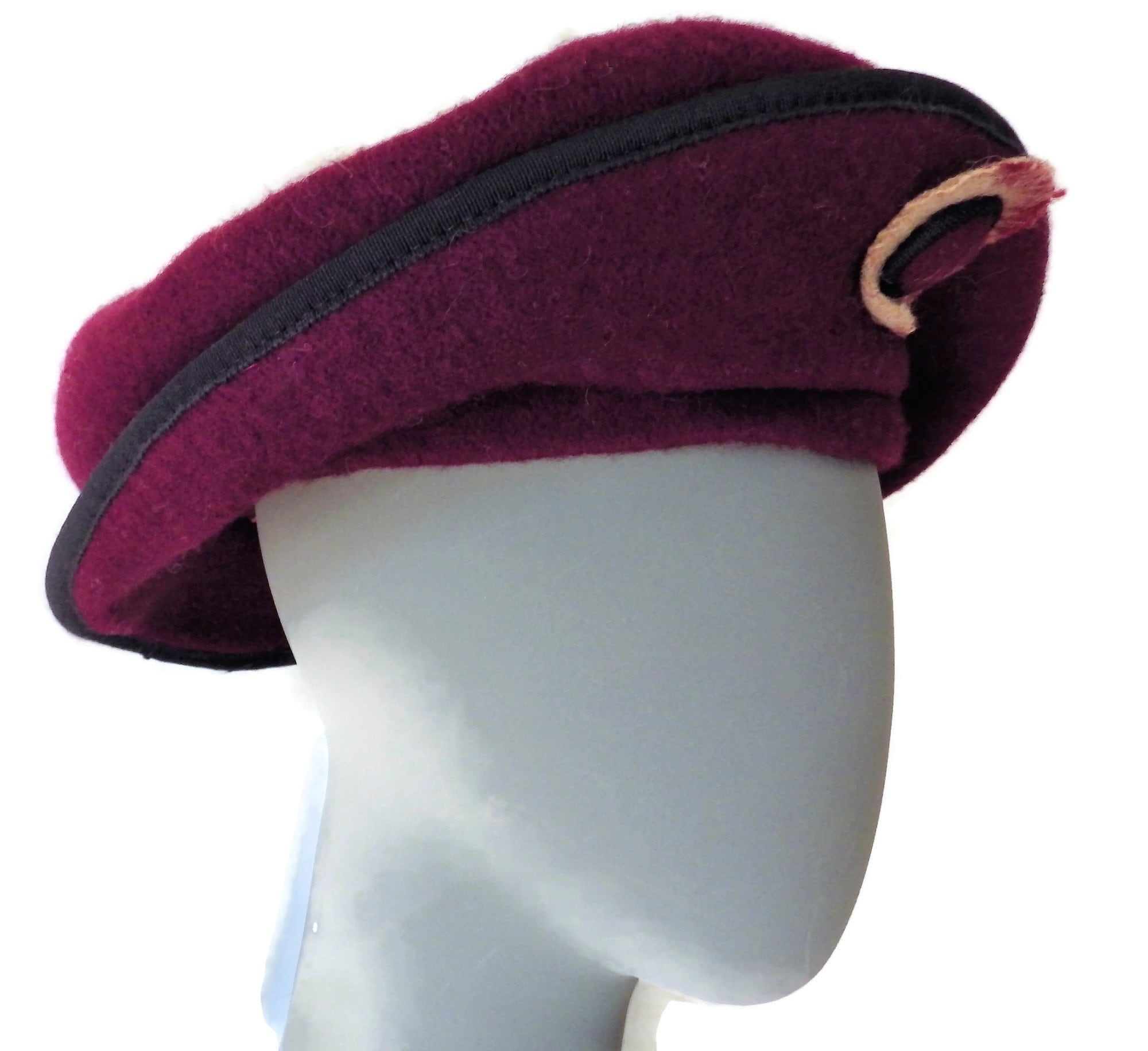 1960s Wool Beret Tam Burgundy Maroon and Black New York Hat  display picture 1