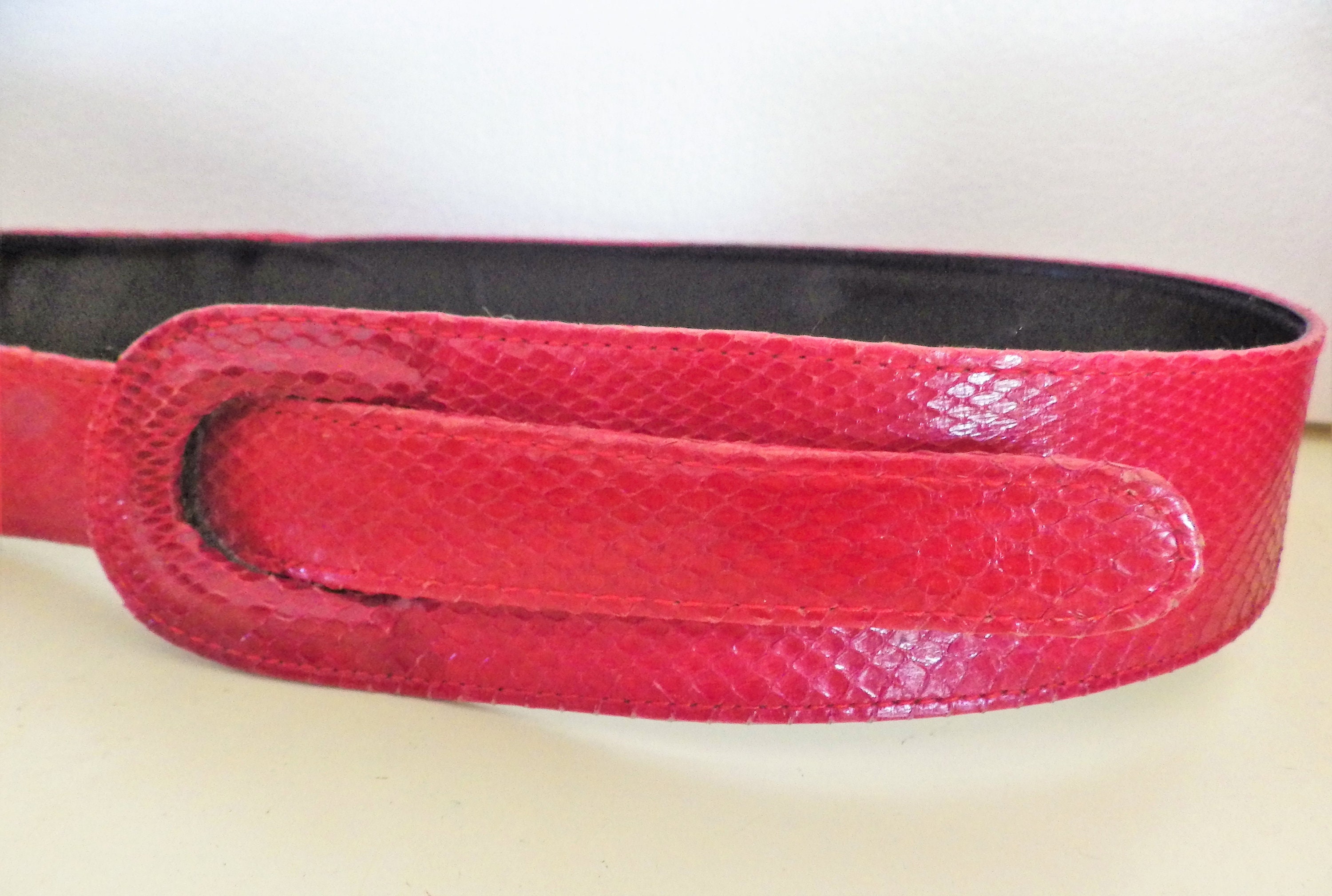 Vintage Red Leather Belt Snakeskin Rayman/ Ridless Size 
