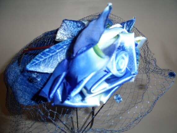 1960s Fascinator Demi Chapeau Whimsy Vintage Sixties Blue  display picture 1