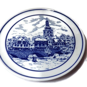 Hutschenreuther Collectors Plate IM Winter Blue White Germany