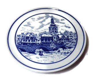 Hutschenreuther Collectors Plate IM Winter Blue White Germany