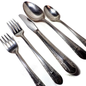 Vintage Wm Rogers IS REGENT 1939 SIlverplate 5-Piece Place Setting Art Deco