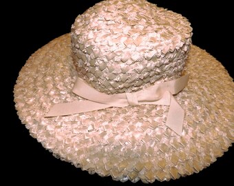 1990s Vintage Woven Raffia Hat JANYTH ROY Wide Brim White MEDIUM