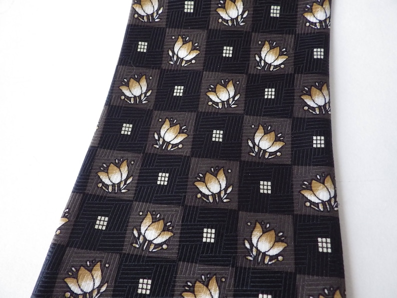 1980s Vintage Luigi Valentino Necktie Tie Silk Black Gray Gold Cream Lotus Flowers