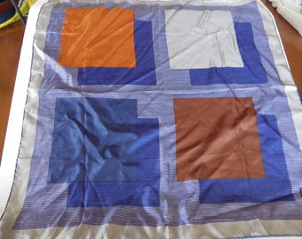 Sciarpa vintage in seta HALSTON: design a blocchi di colore anni '70, realizzata in Italia (27" x 27")