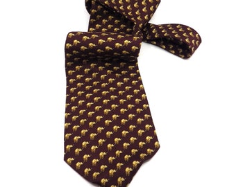 Vintage Elephants Tie/ Jos A Bank Corporate/ Silk/ Hand Sewn/ Maroon