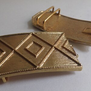 1982 Jean Bouchever Goldtone Belt Buckle Vintage Retro Designer Raised Diamond Design Signed