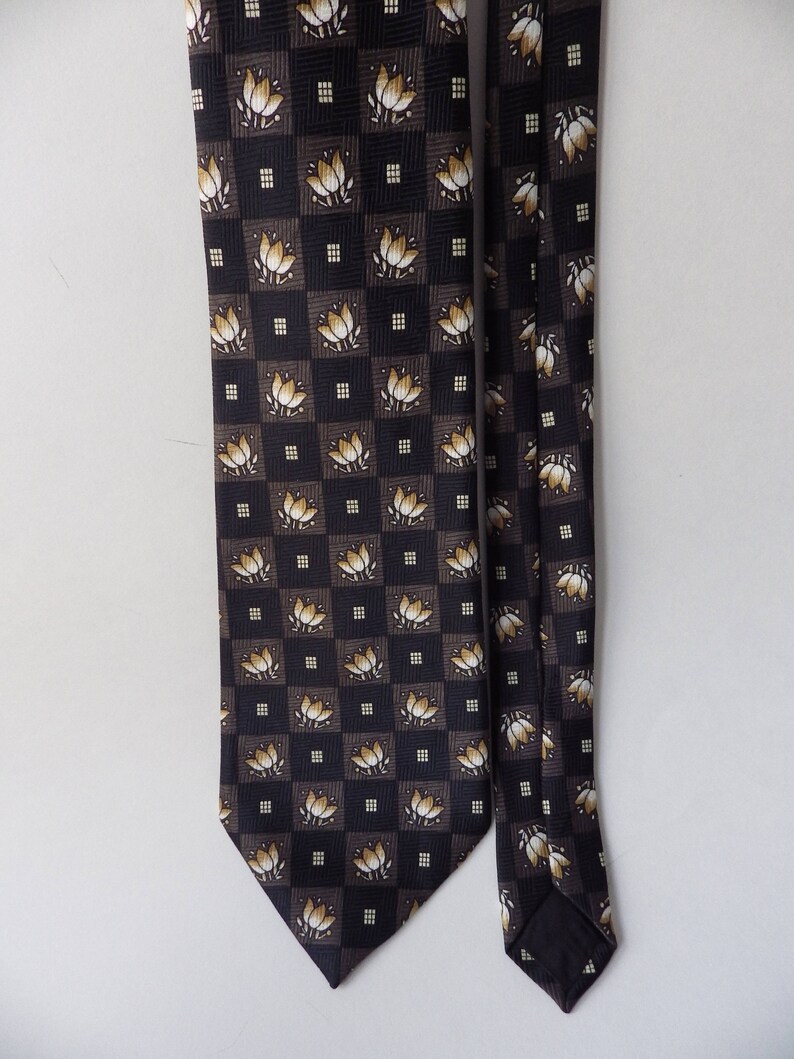 1980s Vintage Luigi Valentino Necktie Tie Silk Black Gray Gold Cream Lotus Flowers