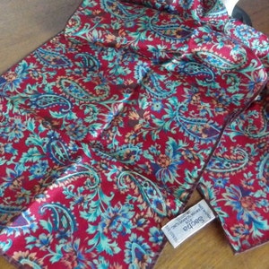 1970s Vintage Sacha for Basha Scarf Silk Paisley Floral Rectangular Rolled Hem