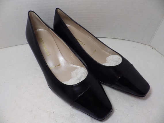 1990s Vintage Bruno Magli Pumps Low Heels Black Paten Gem 1990s-vintage-bruno-magli-pumps-low-heels-black-paten-gem