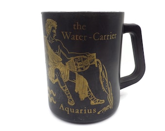 Vintage Zodiac Black Mug/ Aquarius/Federal Glass ZODIAC Mug AQUARIUS Water Carrier