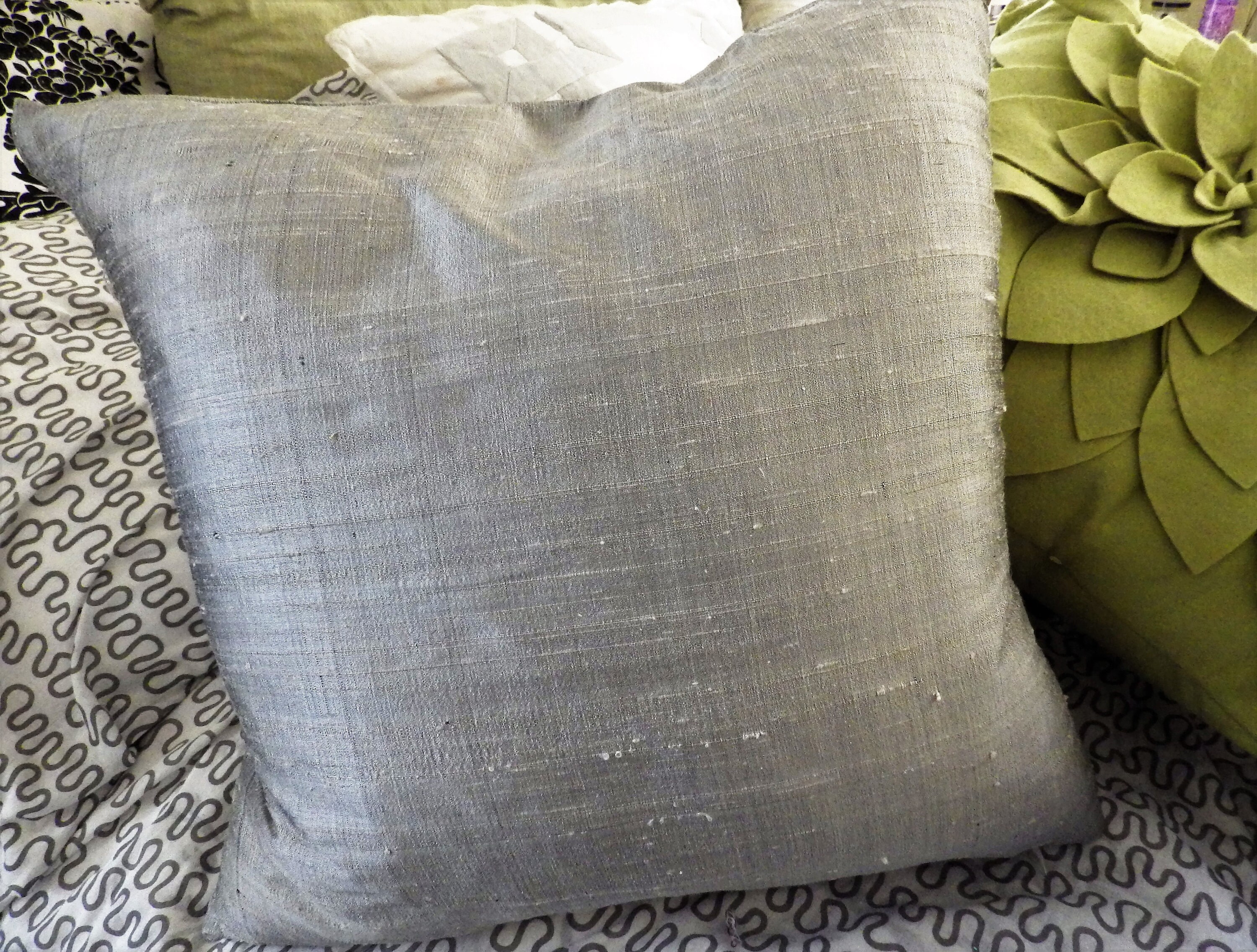 Gray and silver throw pillows hotsell