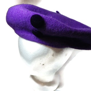 Vintage/ Wool Beret/tam/ Hat/ Purple/button Accent/ Toucan  display picture 1