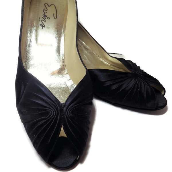 1980s Vintage Evins Heels Pumps Open Toe Shoes Dark Navy Satin Made in Italy 9AA