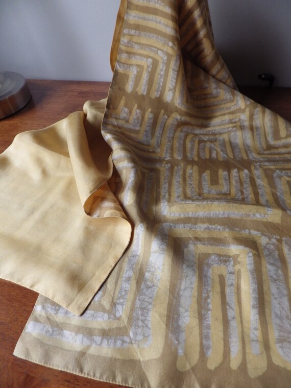 1980s Vintage Silk Scarf: Reversible Batik Print,… - image 5