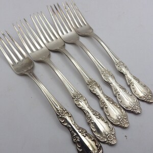 Victorian Rose/ 5 Dinner Forks/ Wm Rogers International Silver