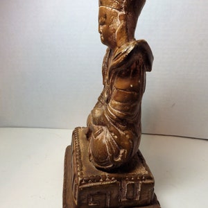 vintage Bouddha Statue Figure Plâtre 9.4 H Bouddhisme image 4