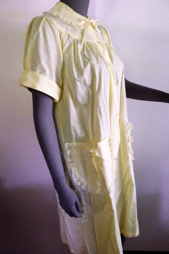 1960s Vintage Models Coat Robe Duster Yellow LISA… - image 1