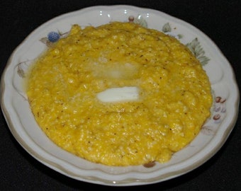 Grits, Yellow Wholegrain Coarse Cut Grits. 1# Bag, Southern Style Grits