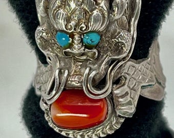 Vintage Sterling Silver & Coral Chinese Dragon Ring