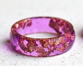 Magenta Statement Ring – Faceted Gold Leaf Resin, Wide 6mm Band