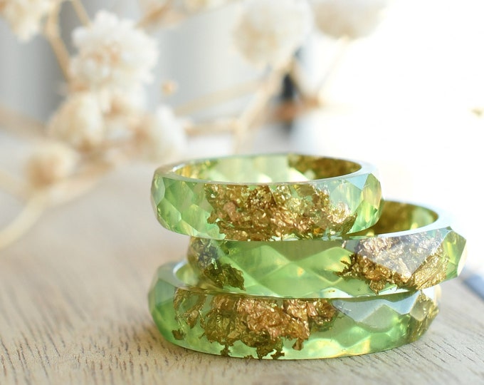 Light Green Faceted Resin Ring with Gold Flakes - Faceted Stacking Band Ring Made of Resin