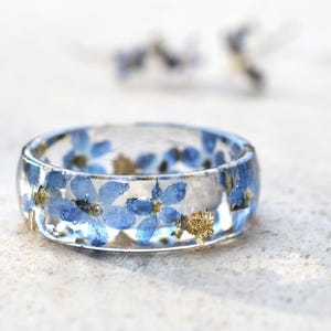 Forget-Me-Not Resin Ring: Blue Pressed Flower Remembrance Ring